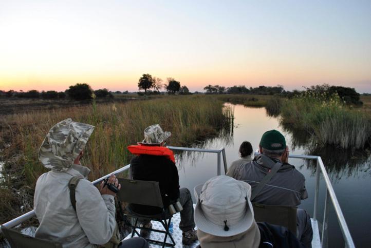 Nkasa Lupala Tented Lodge Sangwali エクステリア 写真